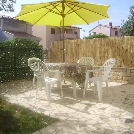 Apartment Obelix Pula